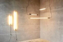 NUAD Radent Seinävalaisin 135 Cm, Messinki 9 NUAD Radent Seinävalaisin 135 Cm, Messinki -Hay || Menu || Louis Poulsen Kauppa 03 023 49824688131 o