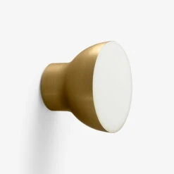 &Tradition Passepartout JH11 Valaisin, Lämmin Himmennys, Kulta -Hay || Menu || Louis Poulsen Kauppa 119AndTradition iso TH