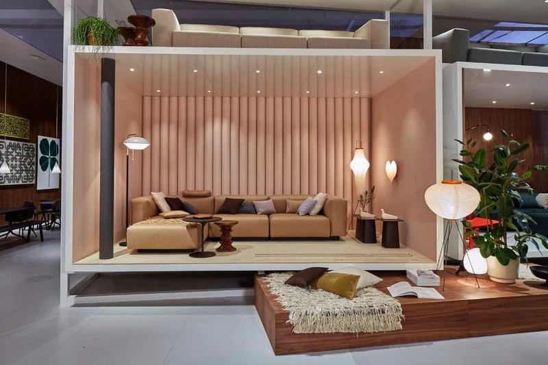 Artek Aalto Lattiavalaisin A811, Kiillotettu Messinki 3 Artek Aalto Lattiavalaisin A811, Kiillotettu Messinki - Image 3