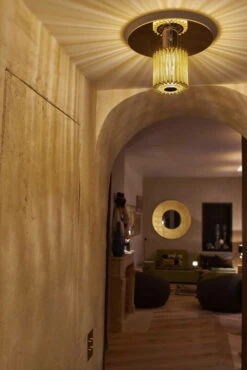 DCWéditions In The Sun 270 Seinä-/kattovalaisin, Kulta - Kulta -Hay || Menu || Louis Poulsen Kauppa 15 ITS 270 WALL GOLD GOLD