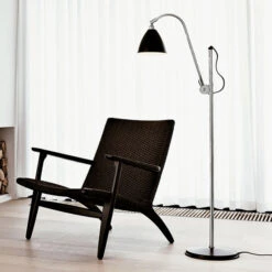 GUBI Bestlite BL3 Lattiavalaisin, S, Kromi - Mattamusta -Hay || Menu || Louis Poulsen Kauppa 44Gubi rosa iso