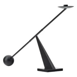 MENU Interconnect Kynttilänjalka, Musta Teräs -Hay || Menu || Louis Poulsen Kauppa 4709539 Interconnect Candle Holder Black Angle