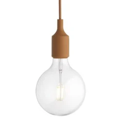 Muuto E27 LED Valaisin, Savenruskea, Ei Kattokuppia