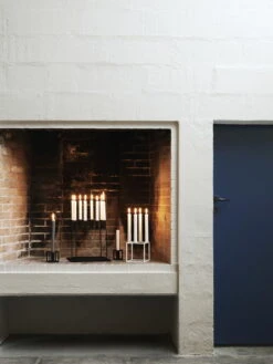 By Lassen Kubus 8 Kynttilänjalka, Musta -Hay || Menu || Louis Poulsen Kauppa 9725404900 213340fe78 o