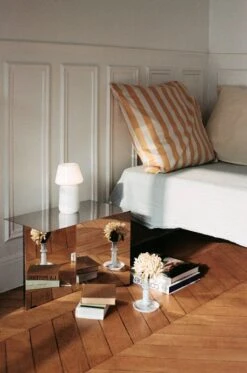 HAY Flare Stripe Milk Kynttilänjalka, Medium, Sininen 6 HAY Flare Stripe Milk Kynttilänjalka, Medium, Sininen -Hay || Menu || Louis Poulsen Kauppa Ete Pillow Case warm yellow Crinkle Bedspread cool grey Apollo Portable Lamp white Flare Milk Stripe Candleholder blue