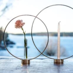 Klong Gloria Kynttilänjalka, Iso, Nikkeli -Hay || Menu || Louis Poulsen Kauppa Gloria Big Nickel 5