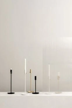 Northern Granny Kynttilänjalka, 44 Cm, Messinki 5 Northern Granny Kynttilänjalka, 44 Cm, Messinki -Hay || Menu || Louis Poulsen Kauppa Granny tall all Northern ph PO Solvberg High res 1