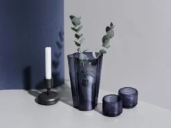 Iittala Nappula Kynttilänjalka 107 Mm, Tummanharmaa -Hay || Menu || Louis Poulsen Kauppa Iittala 2017 christmas 20