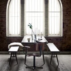 Iittala Nappula Kynttilänjalka, Valkoinen, 2 Kpl -Hay || Menu || Louis Poulsen Kauppa Iittala Aalto Nappula