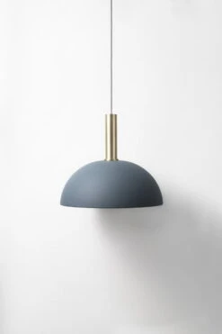 Ferm LIVING Socket Pendant High Riippuvalaisin, Messinki 10 Ferm LIVING Socket Pendant High Riippuvalaisin, Messinki -Hay || Menu || Louis Poulsen Kauppa LAMPS HiBRASS BLUEDOME