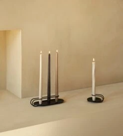 MENU Clip Kynttilänjalka, Musta -Hay || Menu || Louis Poulsen Kauppa MENU Clip Candle Holder Spire Smooth Tapered Candle 2