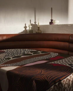 Marimekko Plunta Kynttilänjalka, Savi -Hay || Menu || Louis Poulsen Kauppa Marimekko Home fw22 0935 hires