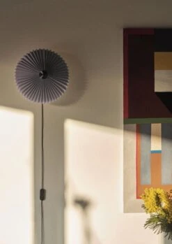 HAY Matin 380 Seinävalaisin, Laventeli -Hay || Menu || Louis Poulsen Kauppa Matin Booklet 24