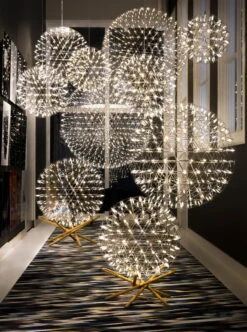 Moooi Raimond II R43 Riippuvalaisin, Himmennettävä -Hay || Menu || Louis Poulsen Kauppa Moooi Amsterdam Brandstore Raimond II Cloud