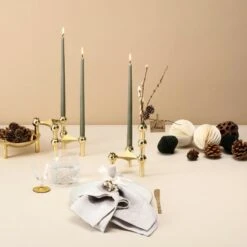STOFF Copenhagen STOFF Nagel Kynttilänjalka 3 Kpl, Messinki 8 STOFF Copenhagen STOFF Nagel Kynttilänjalka 3 Kpl, Messinki -Hay || Menu || Louis Poulsen Kauppa Table brass cropped 1