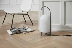 Woud Ghost Lattiavalaisin -Hay || Menu || Louis Poulsen Kauppa WOUD AW21 Ghost floor lamp 7