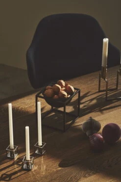 By Lassen Kubus Micro Kynttilänjalka, 2 Kpl, Nikkeli -Hay || Menu || Louis Poulsen Kauppa byLassen 12856 copy